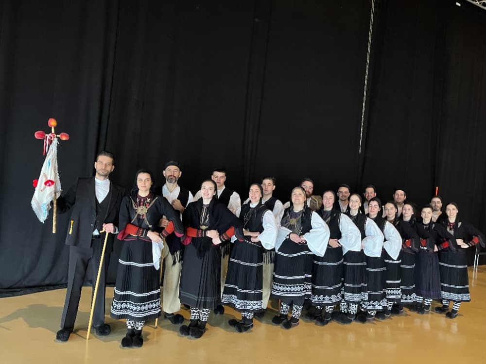 Χορευτικό 2